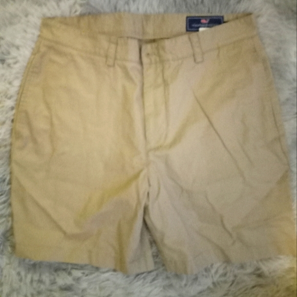 Vineyard Vines Other - Men's Vineyard Vines shorts 32